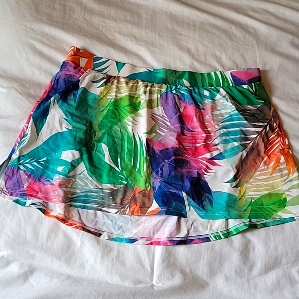 L.Bryant swimskirt sz16